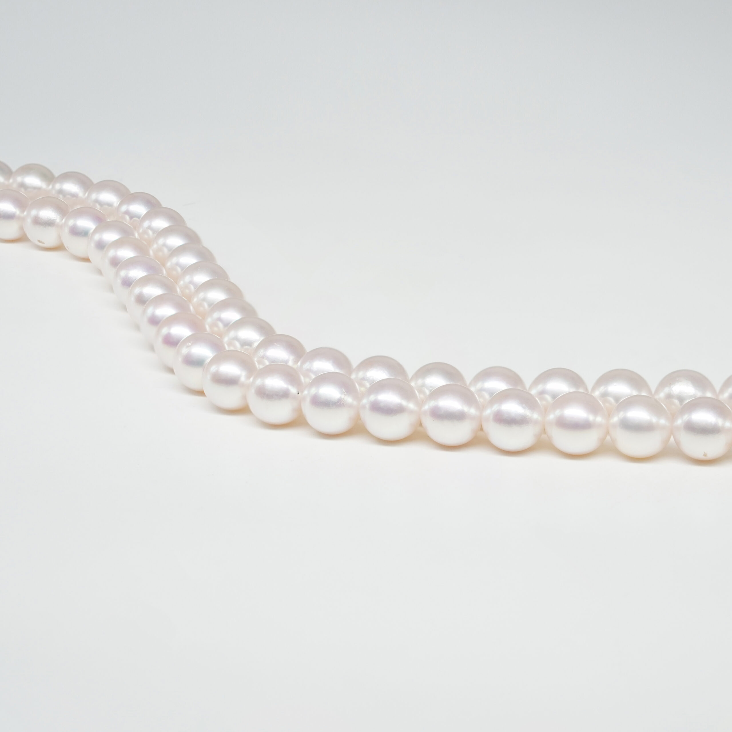 Akoya round pearl strands size 9-9½mm