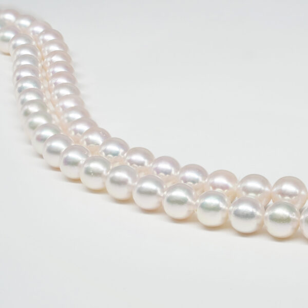Akoya round pearl strands size 8½- 9mm