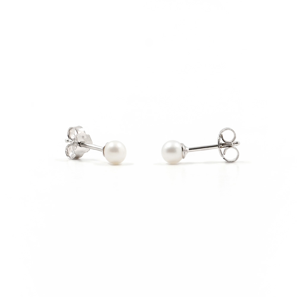Orecchini con perla d'acqua dolce 5mm con paletto in argento Rodiato