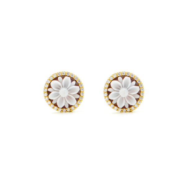 Sterling Silver Earrings with shell cameo round shape size 12mm with engraved flower and white zircons – Golden Color