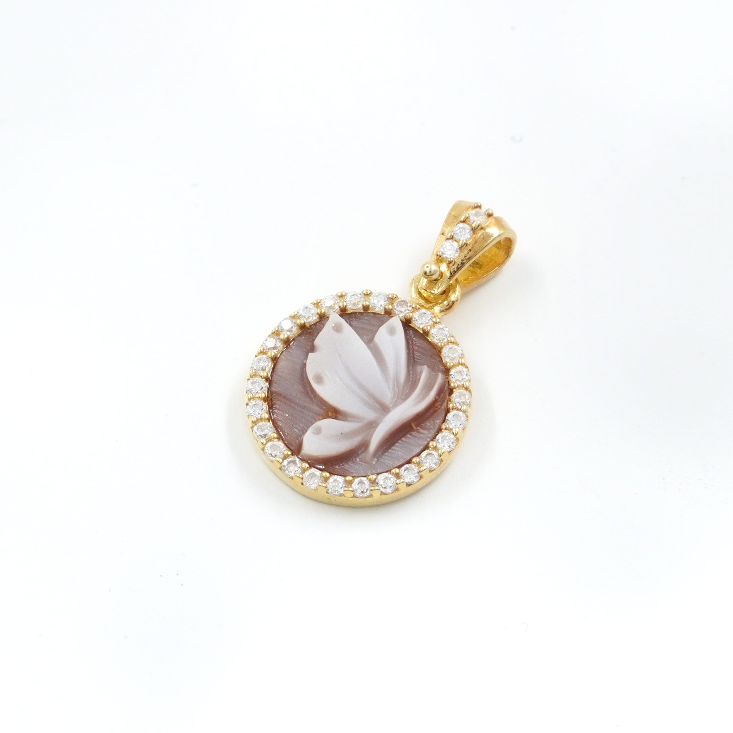 Pendente in argento 925 cammeo tondo 12mm con farfalla e zirconi bianchi – Dorato