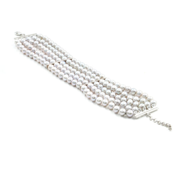 Bracelet with grey freshwater pearl, sterling silver clasp – Rhodium Color