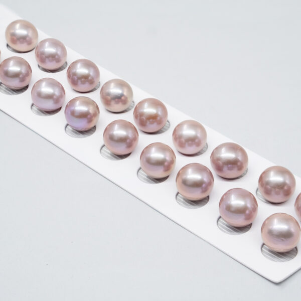 Edison Pearls pairs round shape size 13-14mm – Natural Color