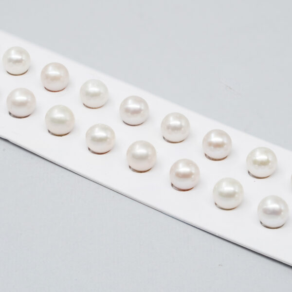 Fresh Water Pearls pairs round shape size 7-7½mm