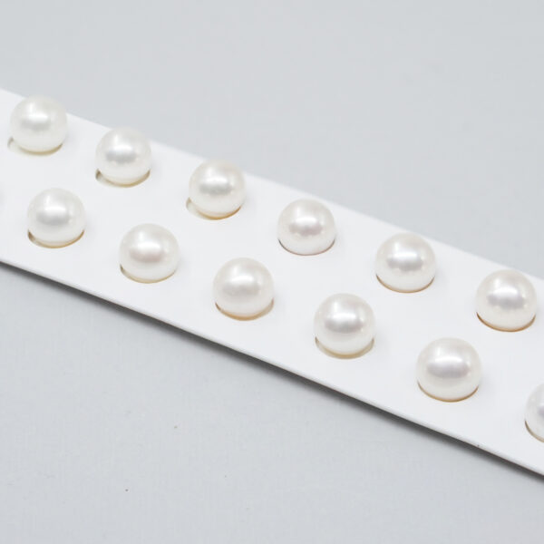 Fresh Water Pearls pairs round shape size 8½-9mm