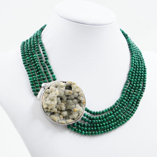 Multistrands Necklace with malachite and druse acate clasp mounted with sterling silver