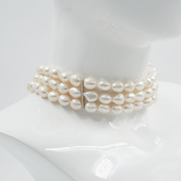 Multistrands Choker necklace with baroque pearls, sterling silver clasp – Rohodium Color