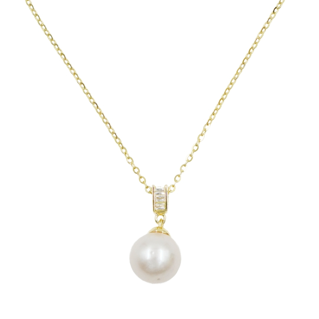 Collana in argento con ciondolo con zirconi e perla – Dorato