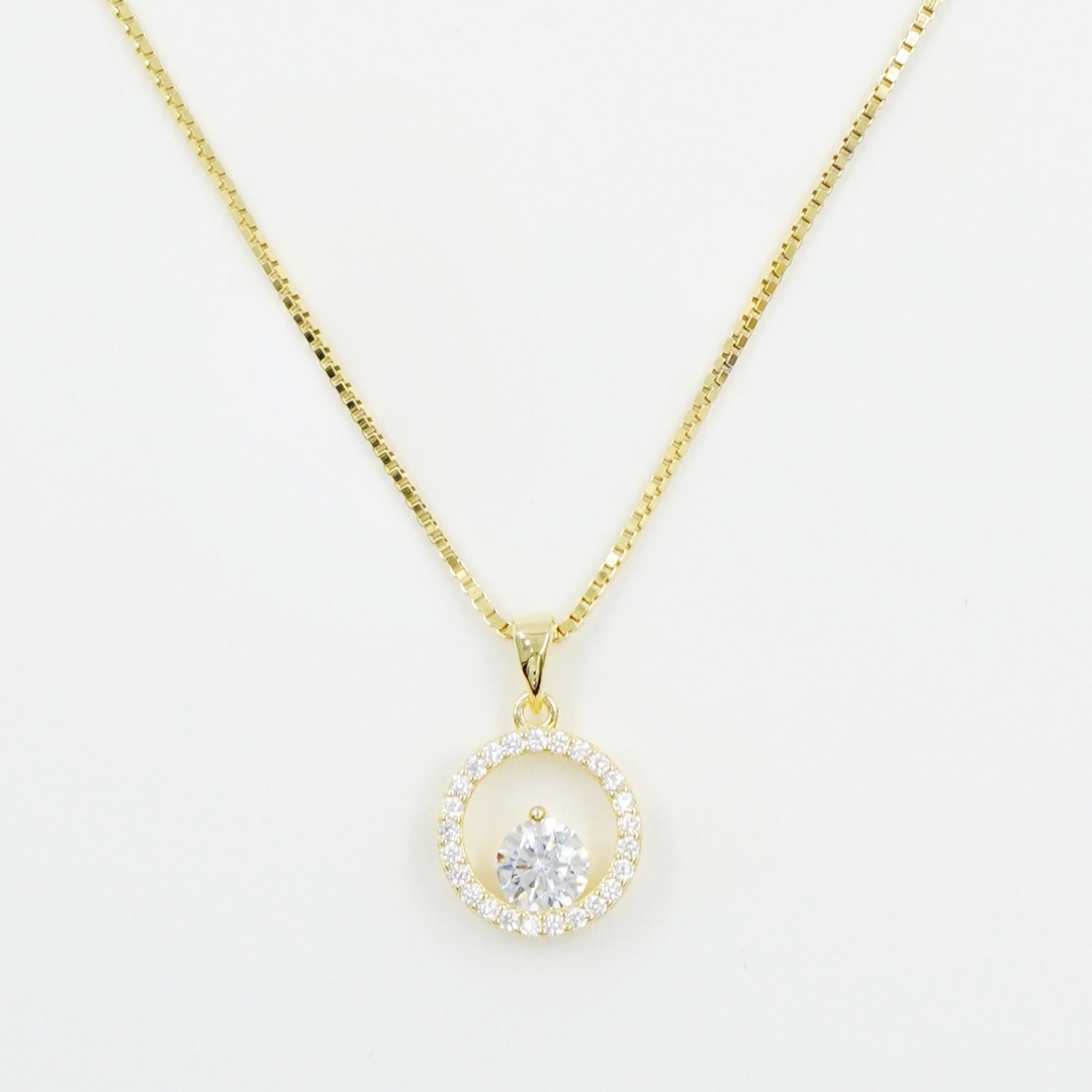 Sterling Silver Necklace with pendant with zircons – Golden Color