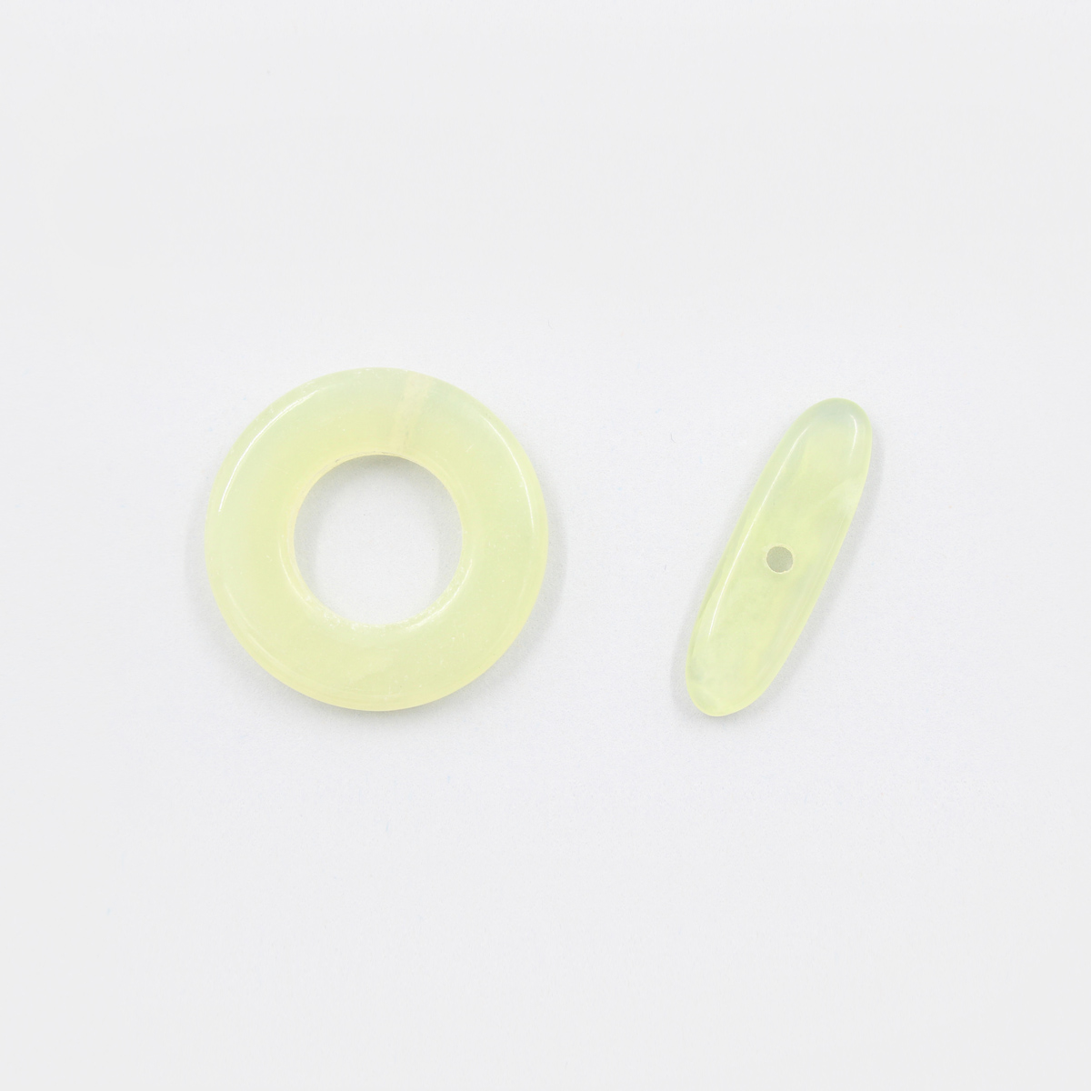 New Jade round shape clasp size 24mm
