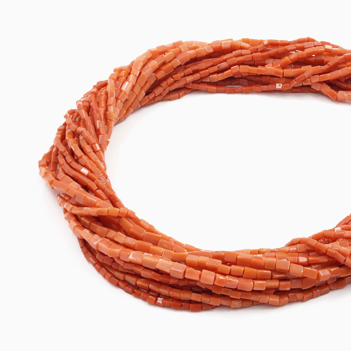 Sciacca Mediterranean coral strands rectangular shape 2x2,5mm – First Quality