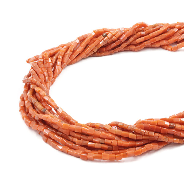 Sciacca Mediterranean coral strands rectangular shape 2x2,5mm – Second Quality