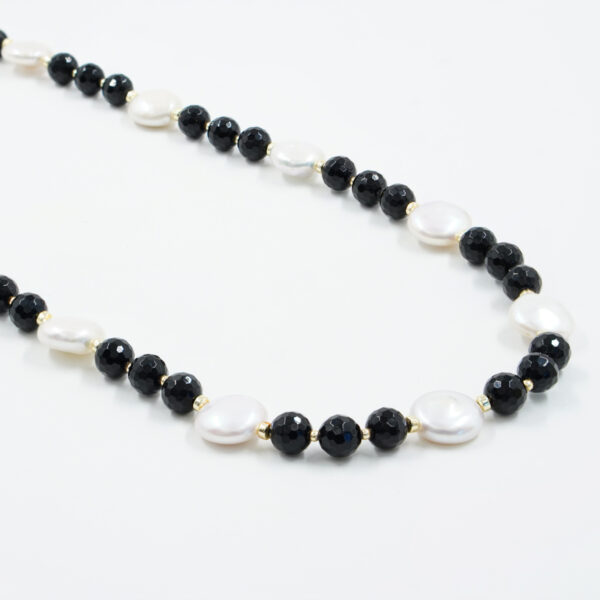 Necklace with black agate, pearls, hematite, sterling silver clasp – Golden Color