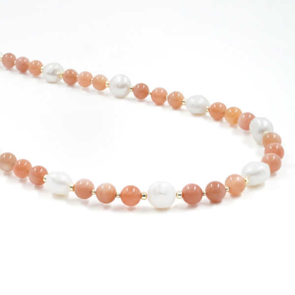 Necklace with moonstone, pearls, hematite, sterling silver clasp – Golden Color