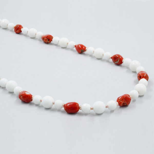 Necklace with white agate, coral, hematite, sterling silver clasp – Rose Color