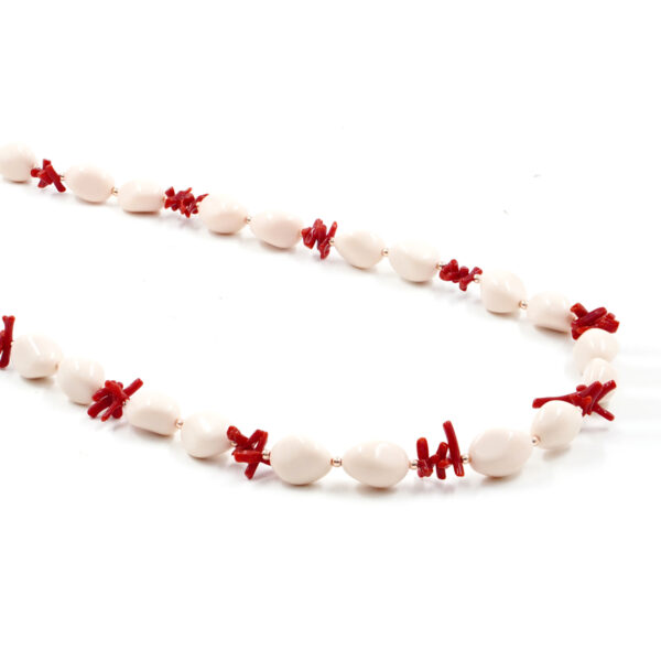 Necklace with Recon pink coral tumble, red coral, hematite, sterling silver clasp – Rose Color