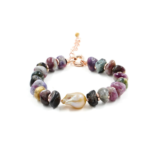 Bracelet with tourmaline washer, natural color baroque pearl, hematite, rose color silver clasp