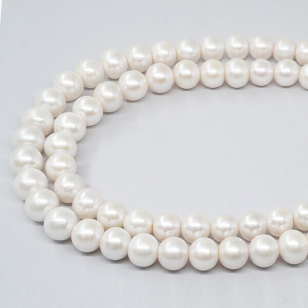 Edison Pearls strands round shape size  10-13mm