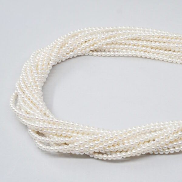 Fresh Water Pearls nucleated strands round shape size 3-3½mm