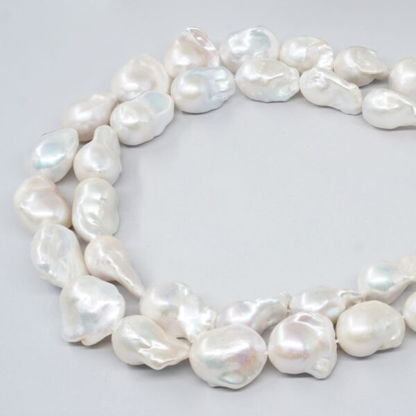 Fresh Water Pearls strands nucleated baroque shape size 12-15mm