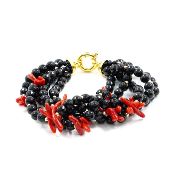 Bracciale Multifilo in agata nera, corallo, chiusura in argento dorato