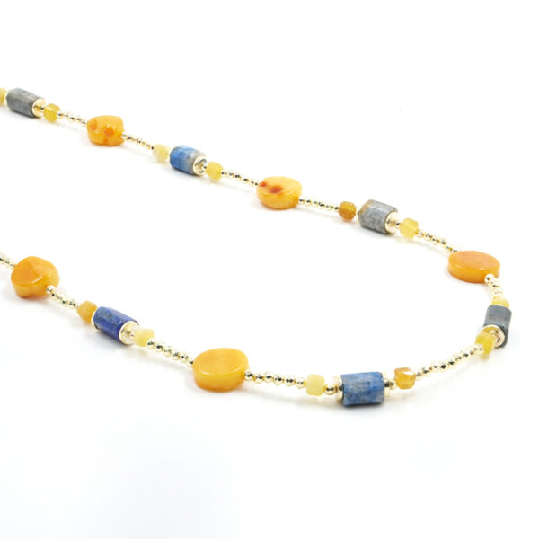 Collana in ematite, lapis, opale, ambra, chiusura in argento dorato