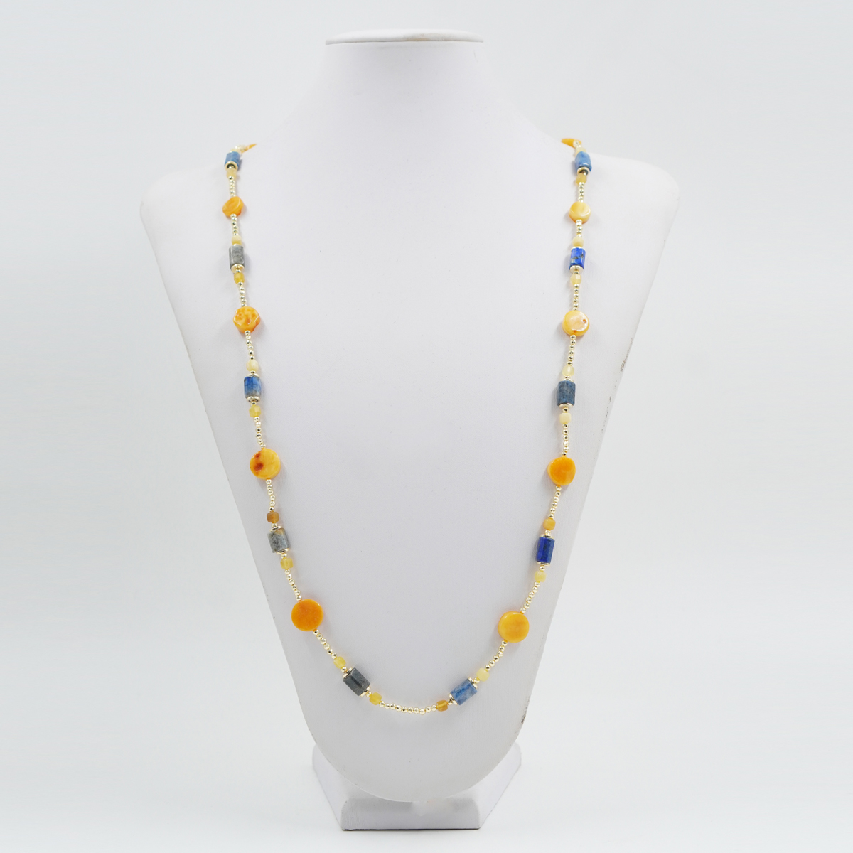 Collana in ematite, lapis, opale, ambra, chiusura in argento dorato - immagine 2