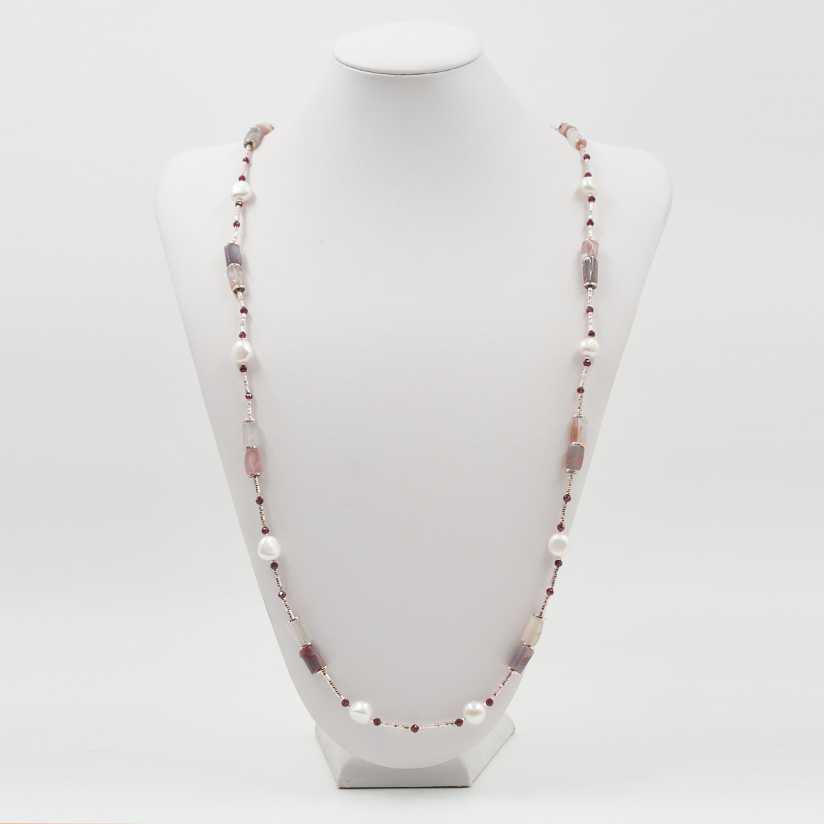 Collana in ematite, agata, granato, perla, chiusura in argento rosè - immagine 2