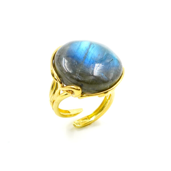 Silver ring with labradorite – golden color
