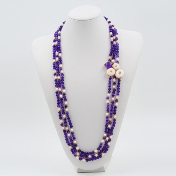 Collana in ametista, corallo, chiusura argento rosè