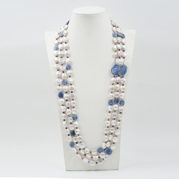 Collana in perle, cianite, zaffiro, chiusura argento rodiato