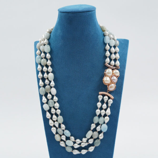 Collana in acquamarina, perle, chiusura argento rosè