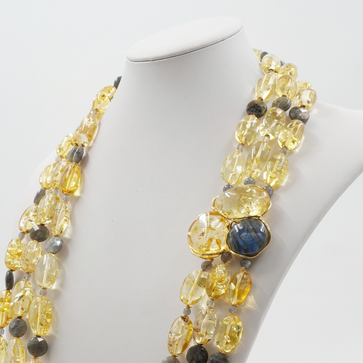 Collana in ambra, labradorite, chiusura argento dorato