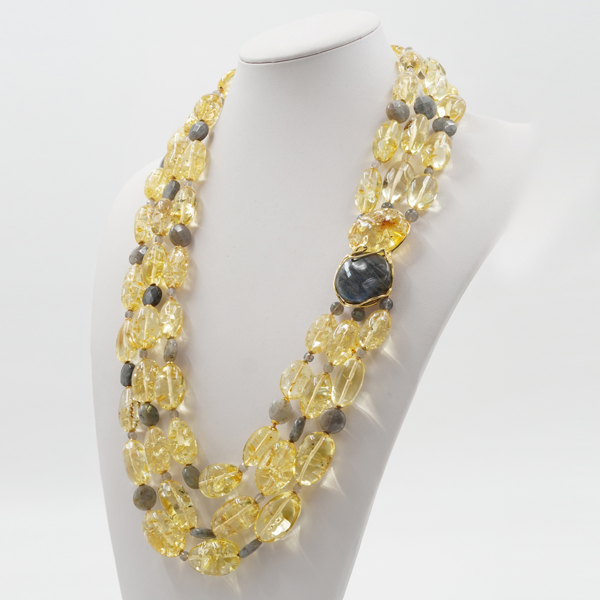 Collana in ambra, labradorite, chiusura argento dorato