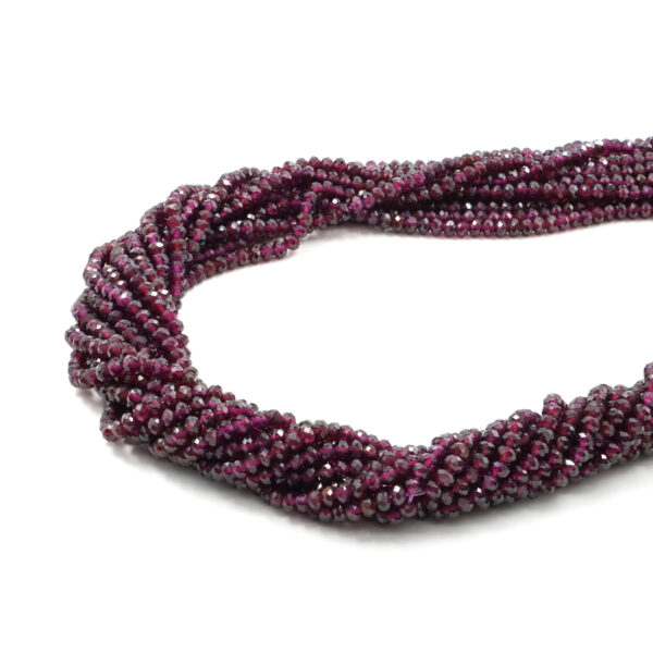 Garnet strands faceted washer 4x3mm