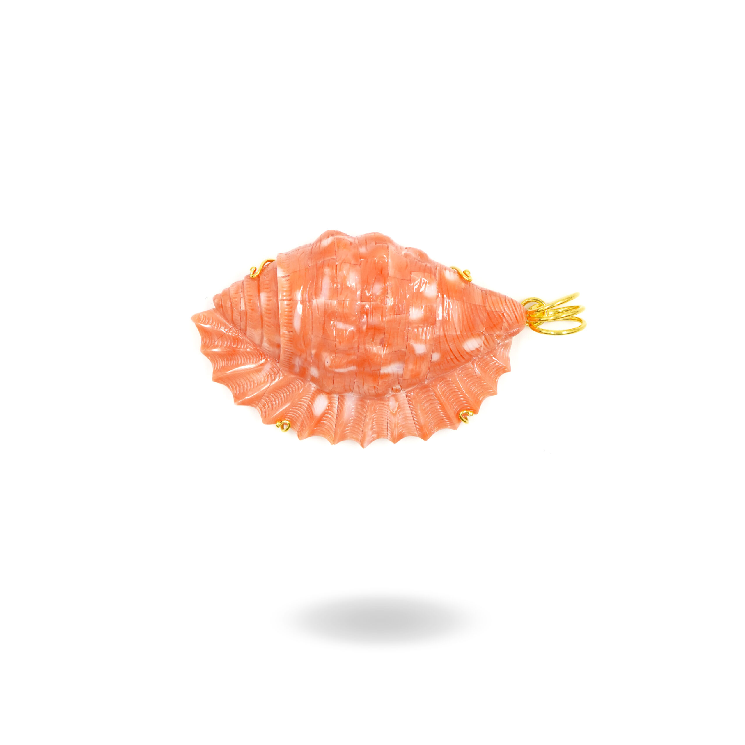 Pendente in corallo forma Conchiglia - Dorato