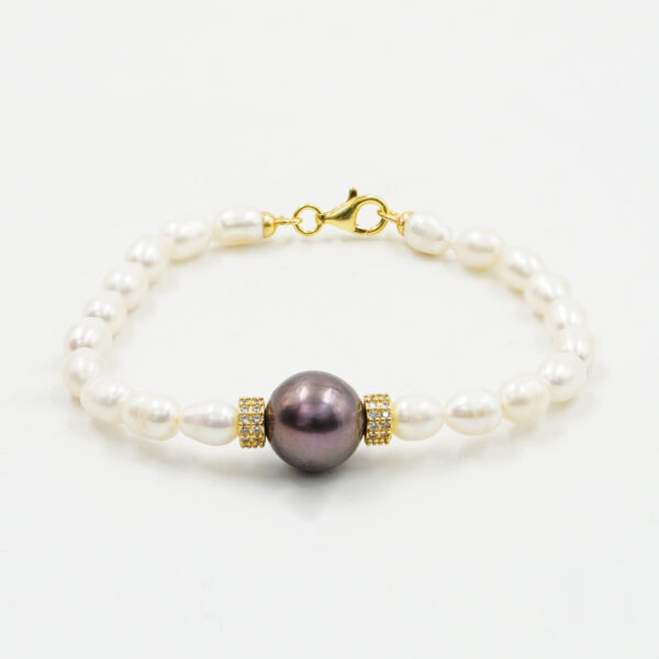 Bracciale in perle, chiusura argento dorato