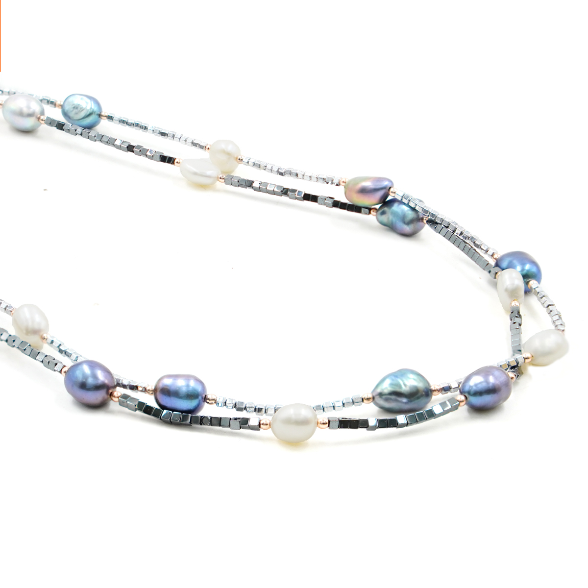 Collana in ematite e perle - immagine 2