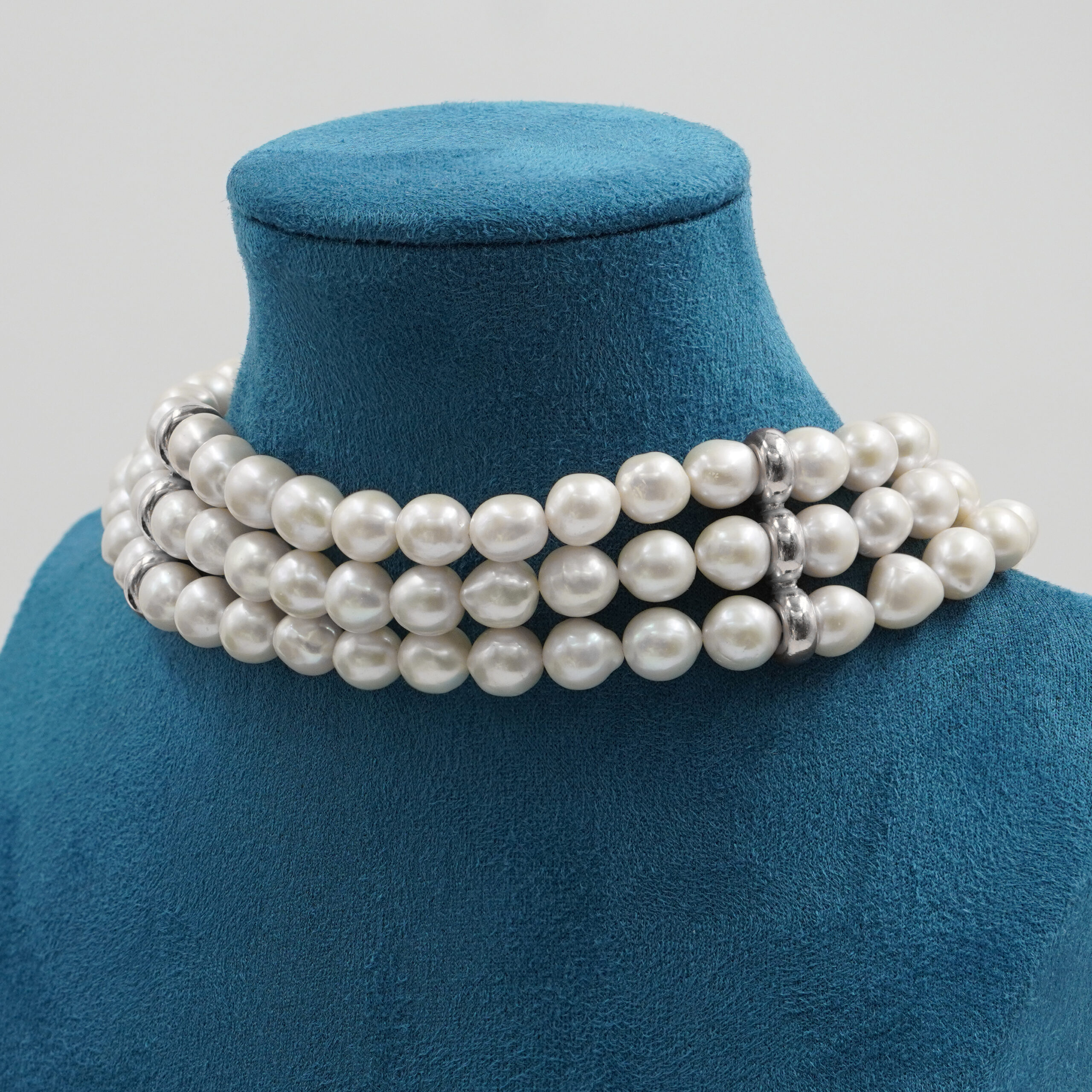 Collana in perle, chiusura argento rodiato