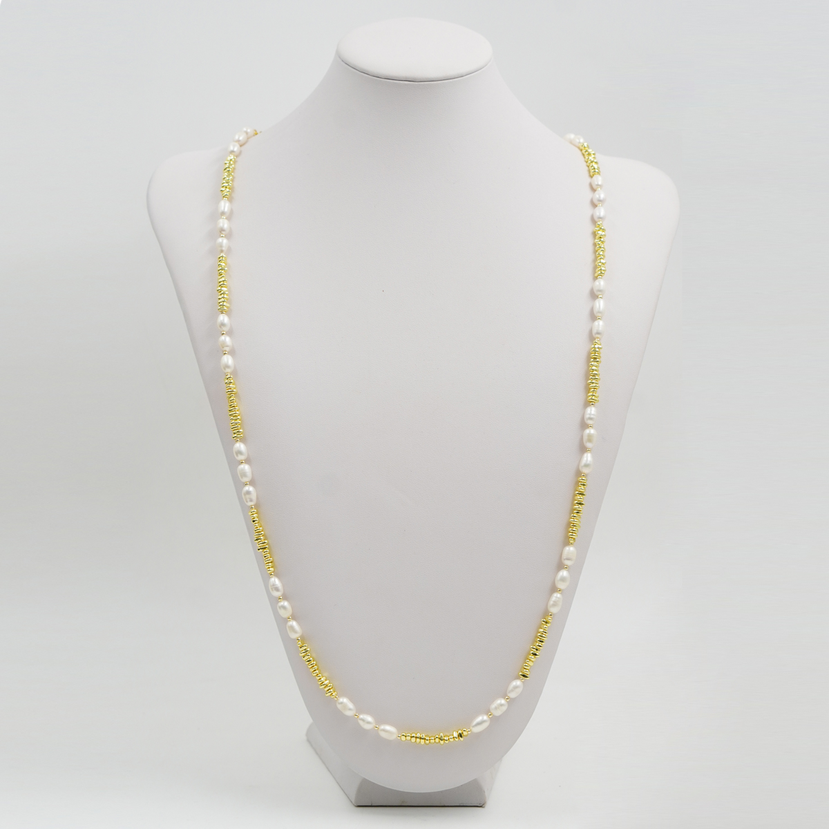 Collana in ematite, perla, chiusura argento dorata - immagine 2