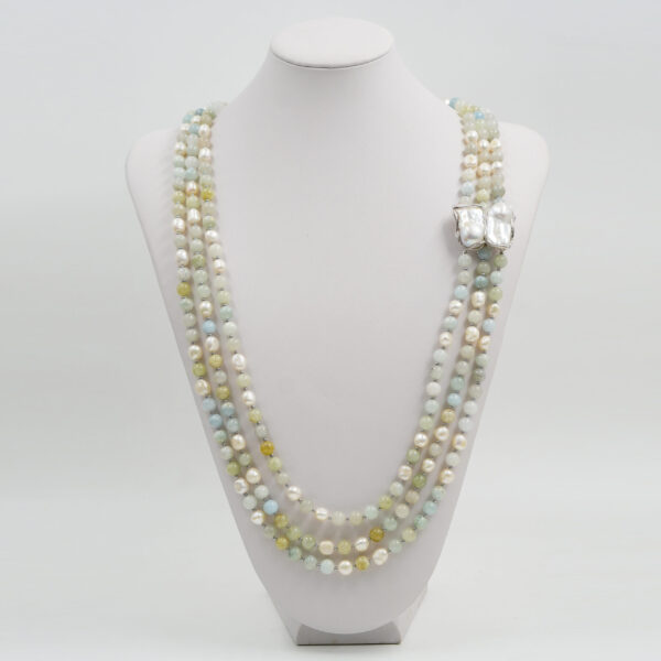 Collana in acquamarina, perla, chiusura in argento rodiato