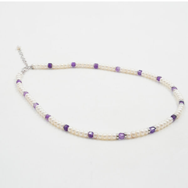 Collana in perle e ametista, chiusura argento rodiato
