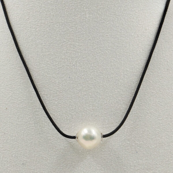 Collana laccio con perla chiusura argento
