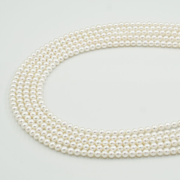 Perle Acqua Dolce fili tondi 4-4,5mm
