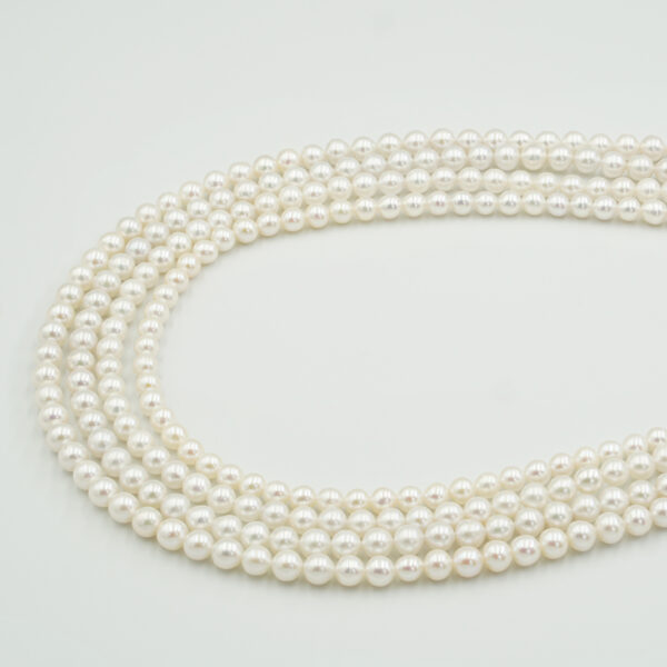 Perle Acqua Dolce fili tondi 4-4,5mm