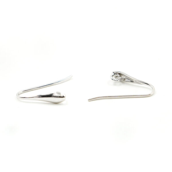 Orecchini argento goccia – Rodiato