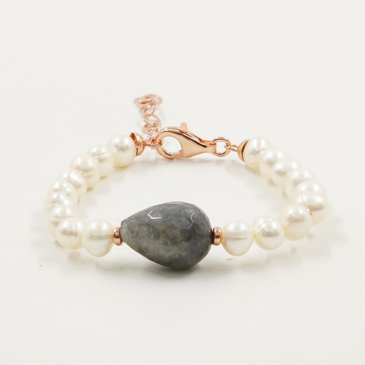 Bracciale perle, quarzo grigio, chiusura argento
