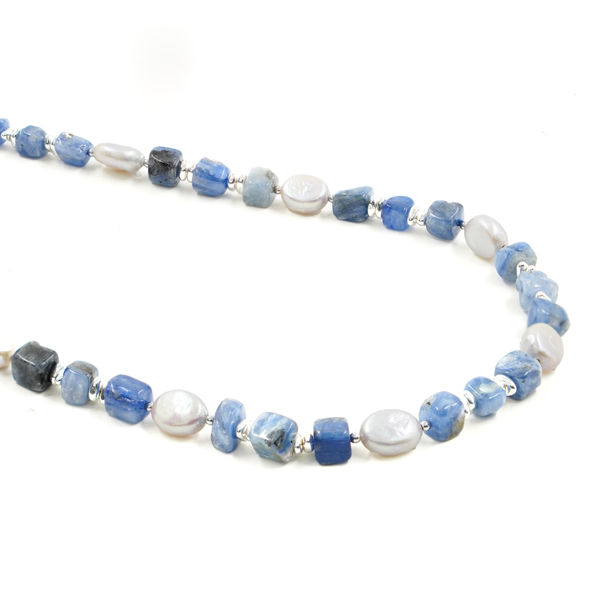 Collana cianite, perla, chiusura argento
