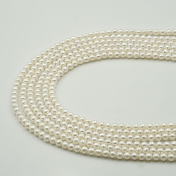 Perle Acqua Dolce fili tondi 4-4,5mm
