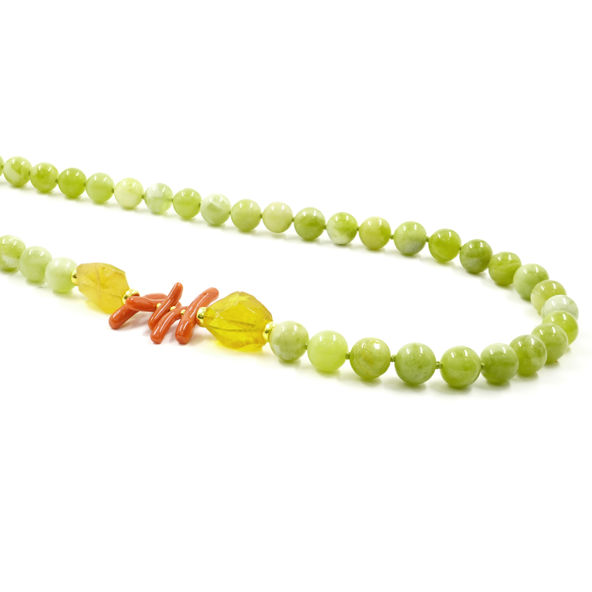 Collana giada, corallo, fluorite, chiusura argento